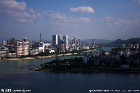 上饒?zhí)鞖忸A(yù)報(bào)10天查詢