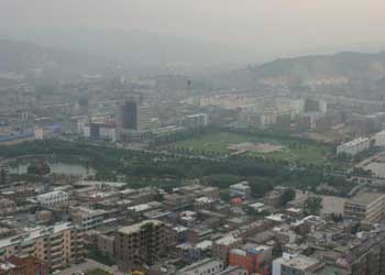 離石天氣預(yù)報(bào)15天查詢