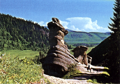 尼勒克唐布拉風(fēng)景區(qū)天氣