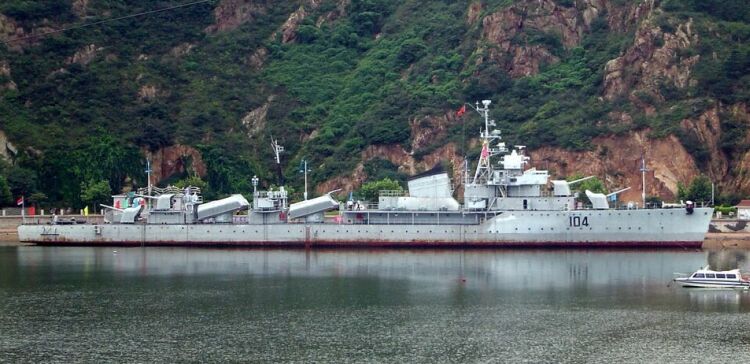 大連104導彈驅逐艦天氣