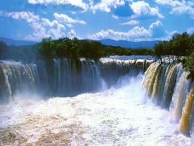 牡丹江吊水樓瀑布天氣