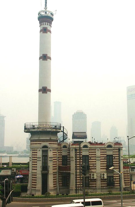 上海外灘氣象信號臺天氣