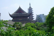 臺灣靈巖山寺天氣