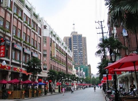 上海雁蕩路步行休閑街天氣