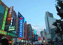 上海南京路步行街天氣
