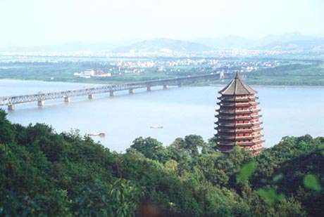 杭州六和塔天氣