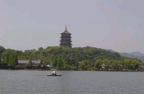 杭州雷峰塔天氣