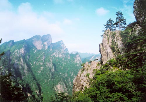 新鄉輝縣萬仙山風景區天氣
