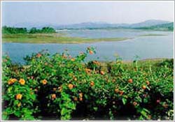 海口五指山木色湖天氣
