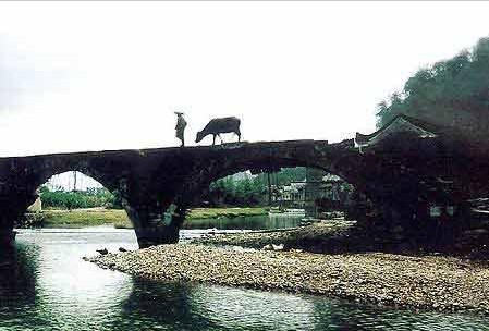 麗江梓里古鎮天氣