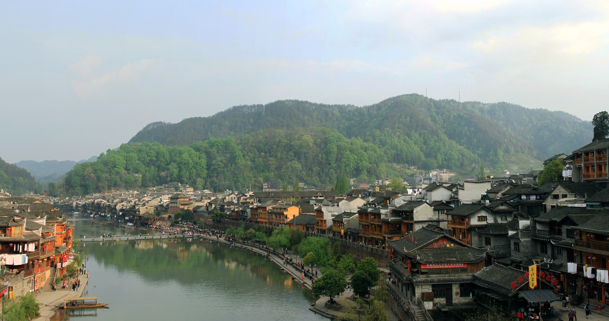 鳳凰古城南華山神鳳文化景區天氣