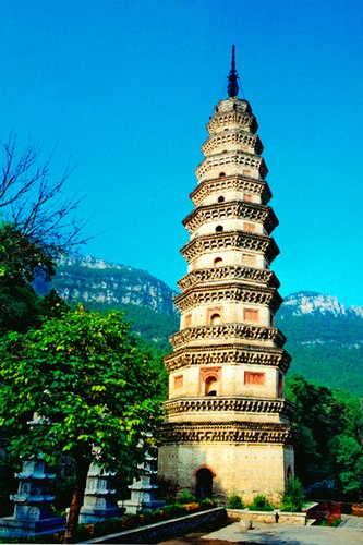 成都靈巖寺天氣