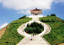 銀川六盤(pán)山紅軍長(zhǎng)征紀(jì)念亭天氣